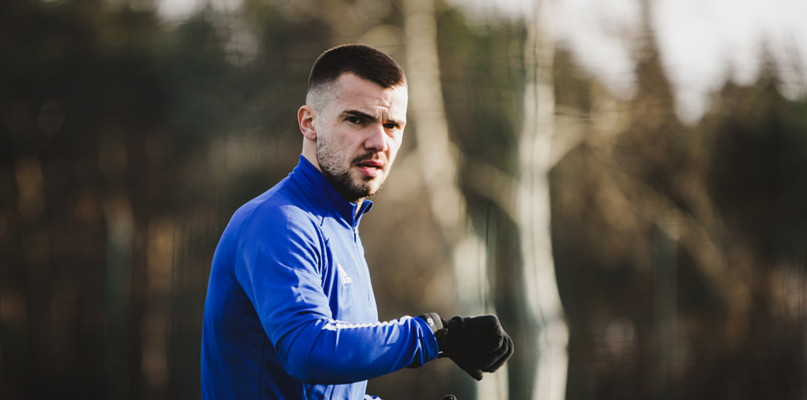 W badaniach wziął udział Aleksandar Kolev, bułgarski napastnik. 