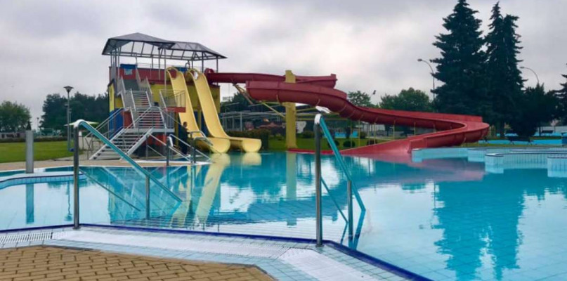 Incydent kałowy na basenach otwartych. Niecki zamknięte