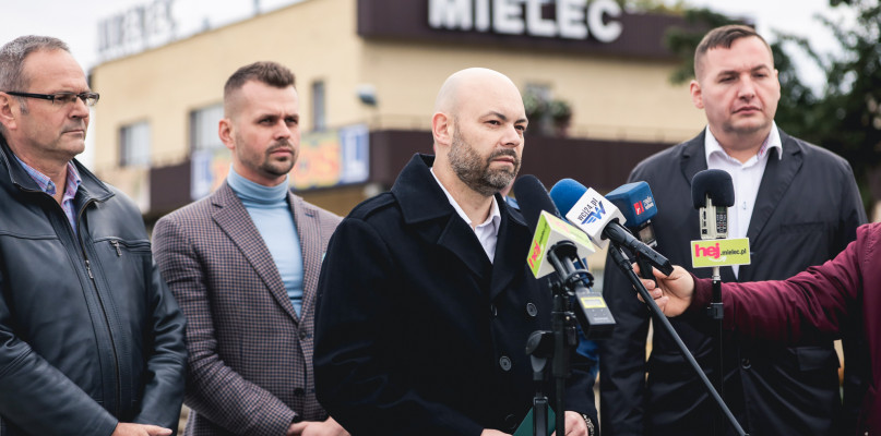 Radni PiS wnioskują o pociągi studenckie z Mielca [WIDEO]