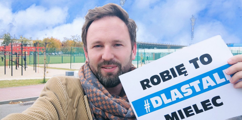 Kibic piłkarskiej Stali Alan Rosenbeiger nie chciał biernie przyglądać się kłopotom finansowym mieleckiego klubu