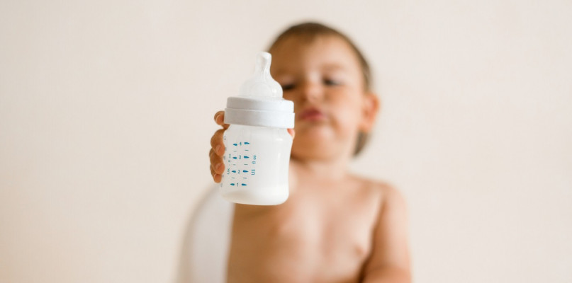 Rodzaje butelek do karmienia - przegląd modeli
