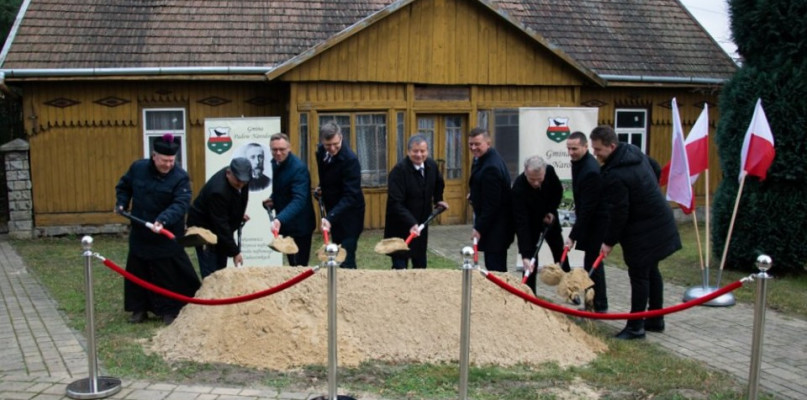Inauguracja budowy Muzeum - Centrum Multimedialnego Ignacego Łukasiewicza w Padwi Narodowej.