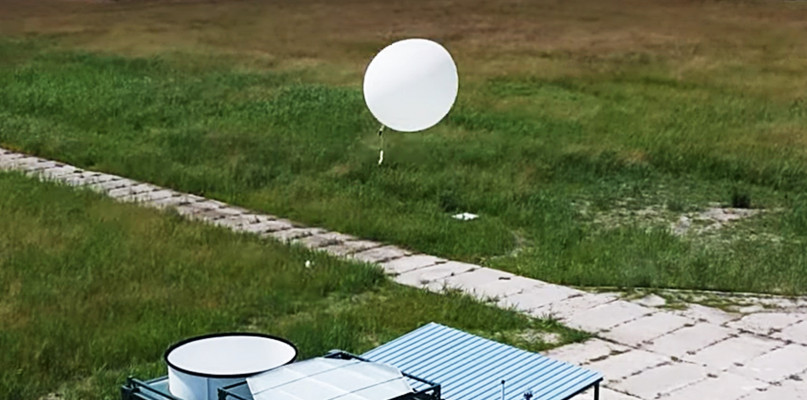 Balony meteo nad Mielcem. Co zrobić gdy spadnie w naszej okolicy?
