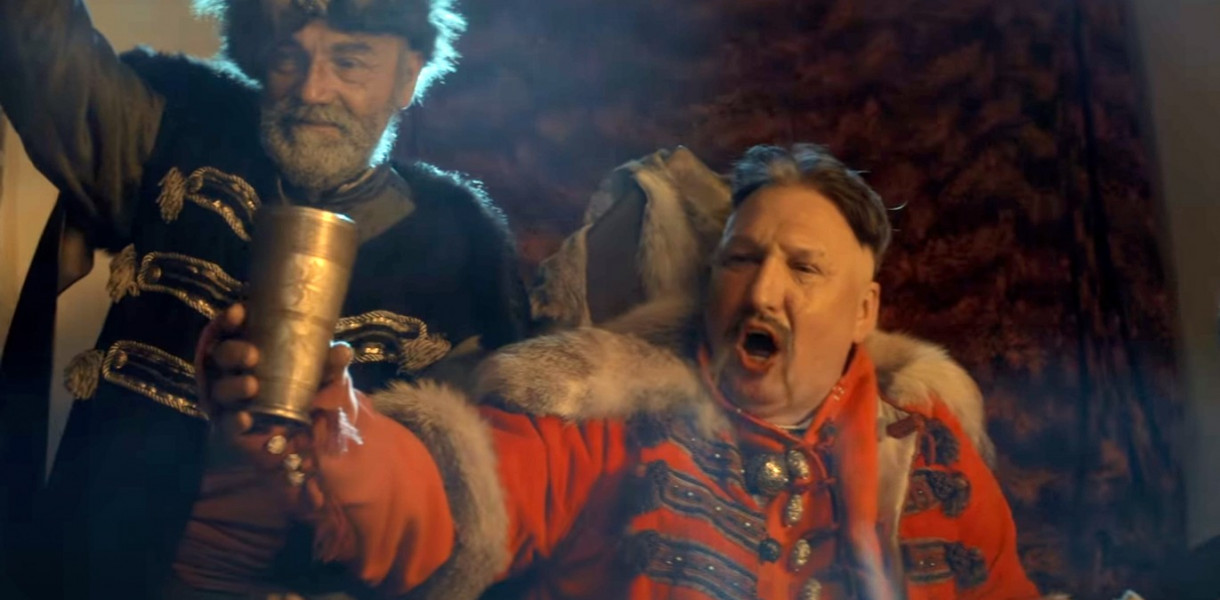 Kadr z serialu "Diabeł Łańcucki" - zwiastun polskiego historycznego serialu przygodowego.