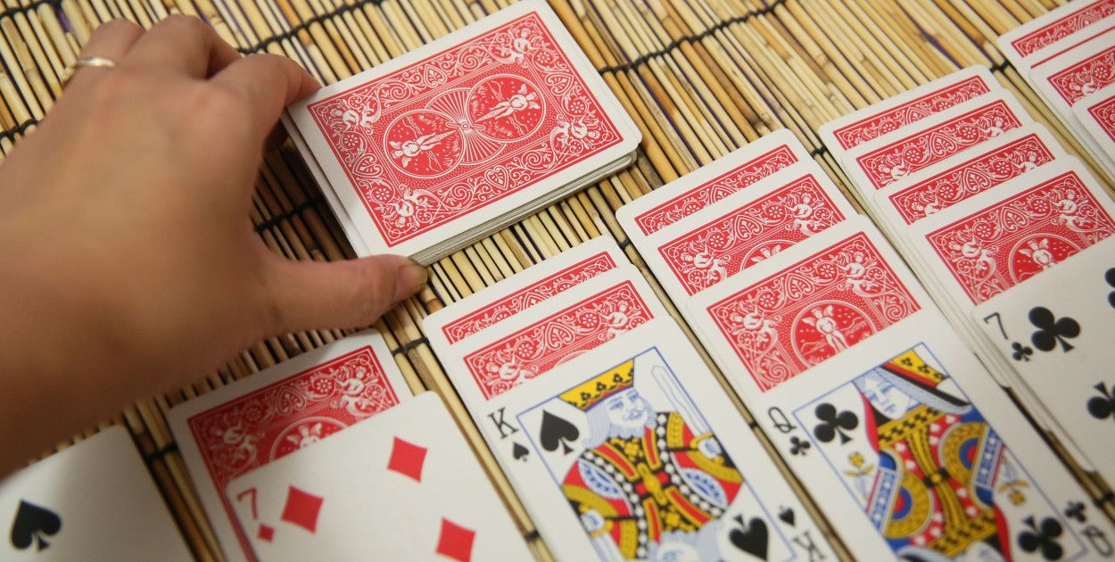 Pasjans Pająk Online: Dlaczego młodzież powinna grać w tę grę