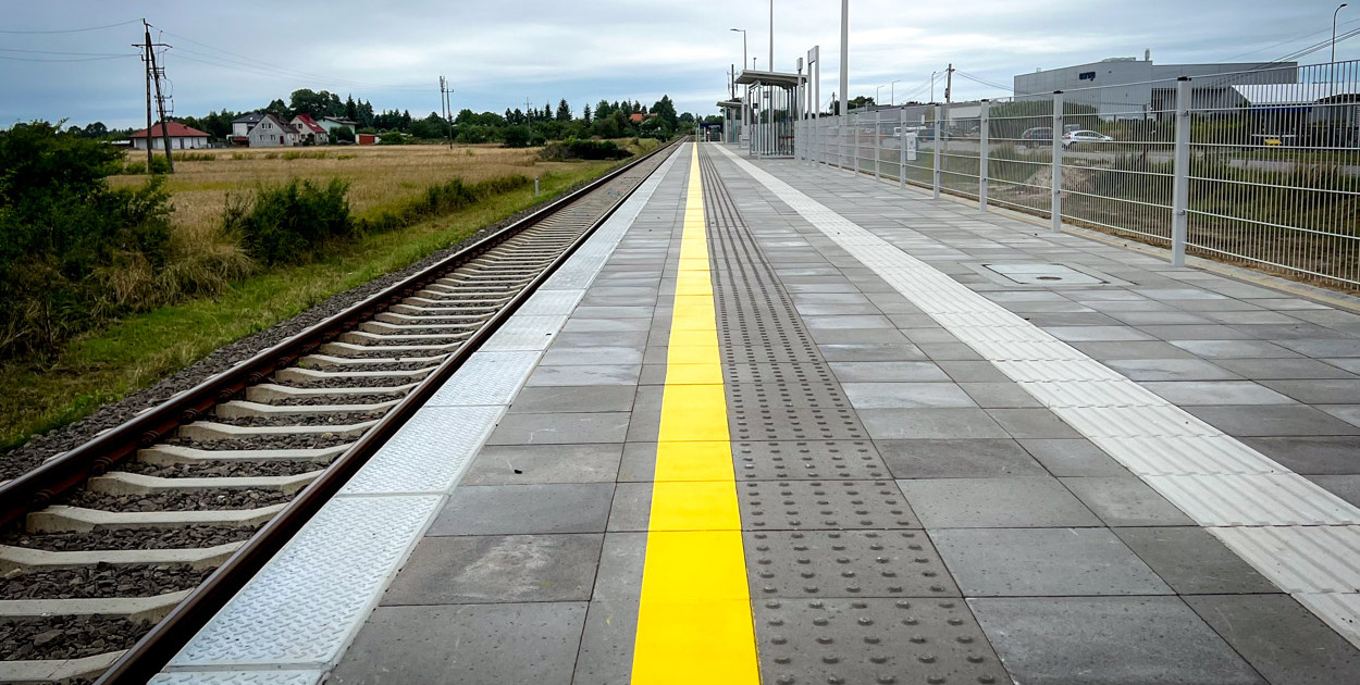 Przystanek kolejowy Mielec Południe przy ul. Inwestorów. 28 lipca 2023 r.