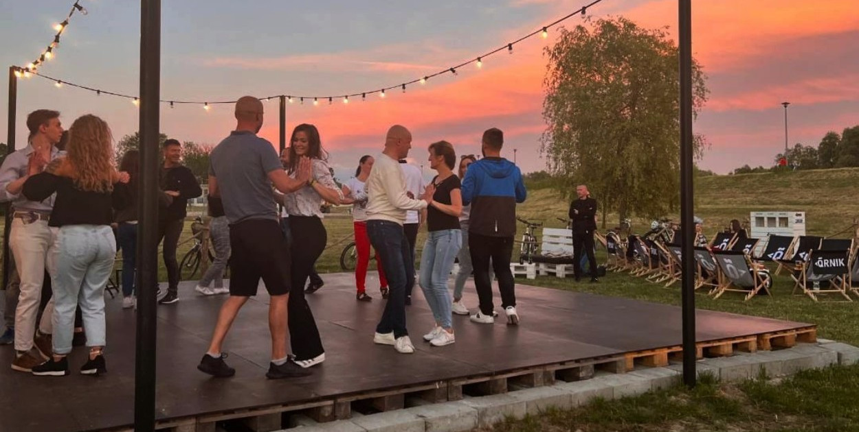 Rozkład jazdy w Qrniku! Najpierw BACHATA, a później? Sprawdź!