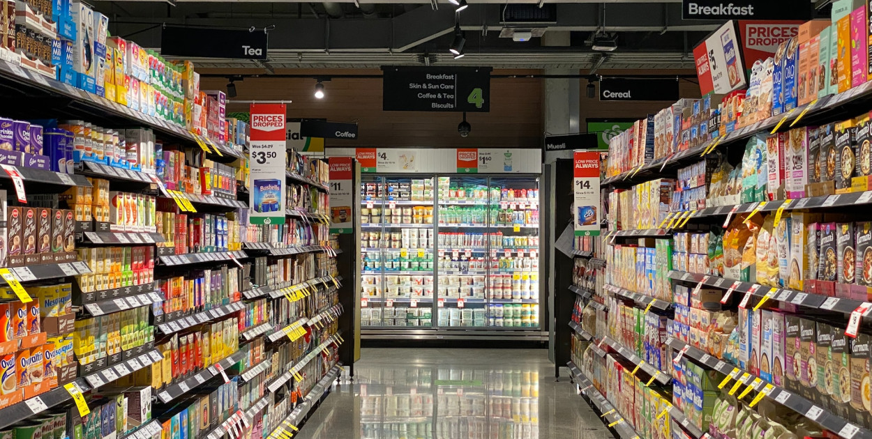 Co jest istotne podczas doboru urządzeń chłodniczych do sklepu spożywczego?