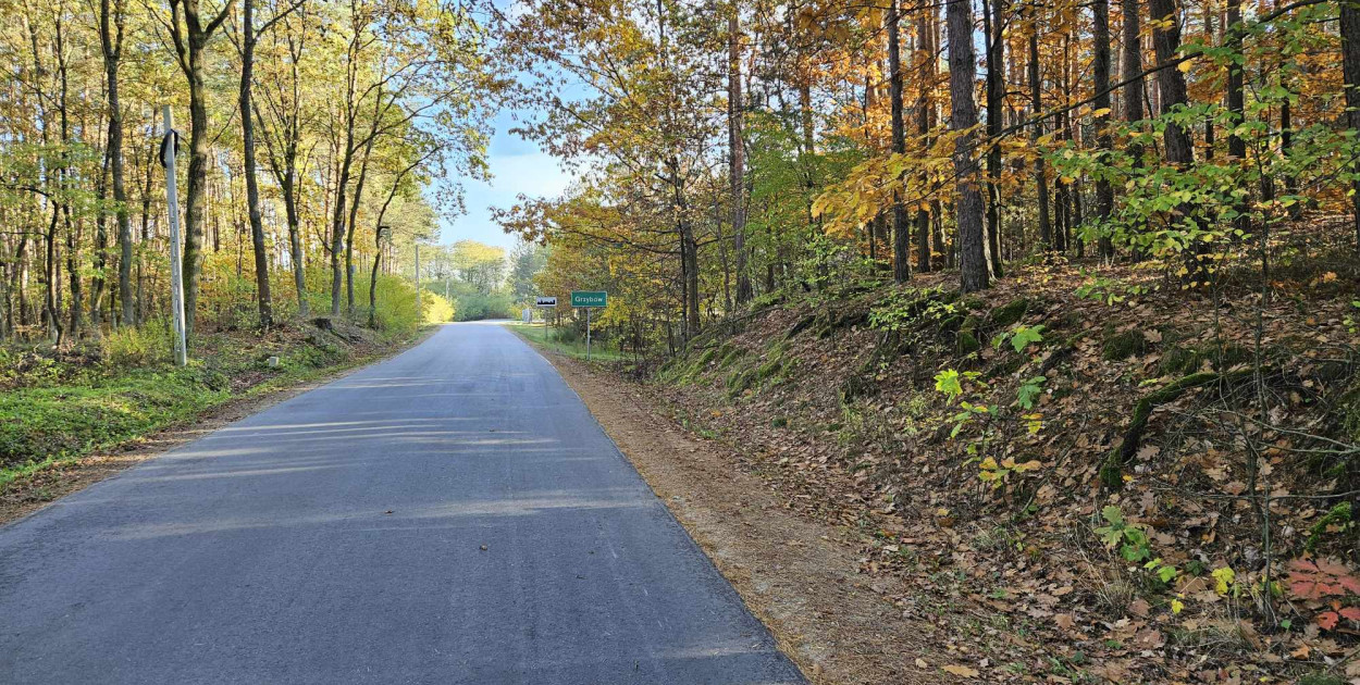Grzybów i Piątkowiec z nową drogą powiatową