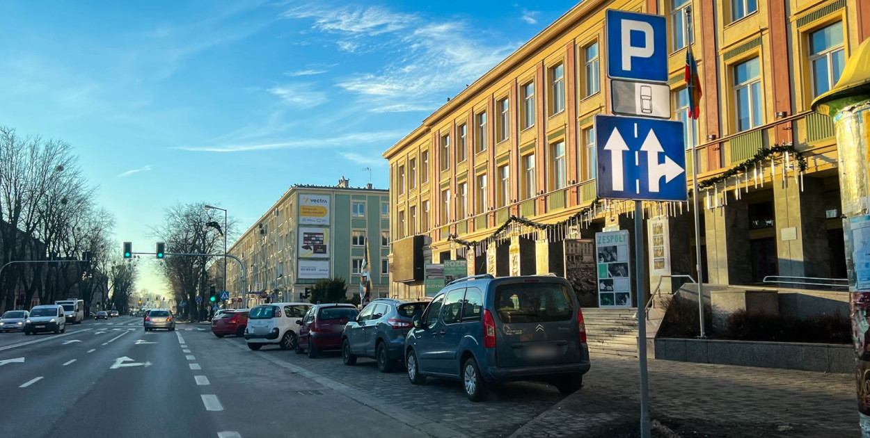 Parking przed SCK. Potrzebne zmiany?