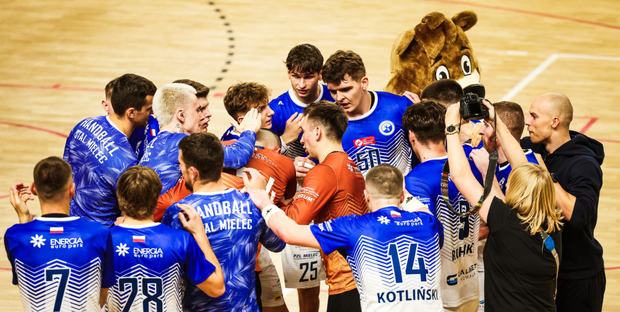 Arcyważna wygrana Handball Stali Mielec! Krok w kierunku ekstraklasy!