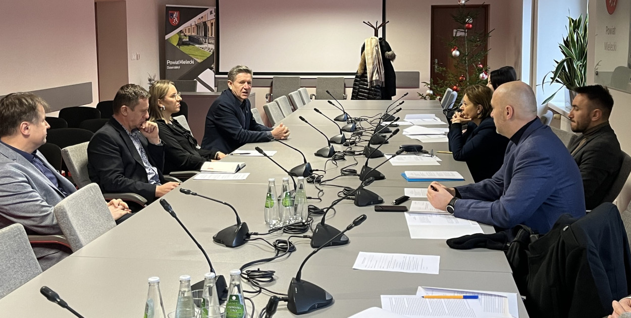 Nieodpłatna pomoc prawna także w 2025 roku. Jest umowa