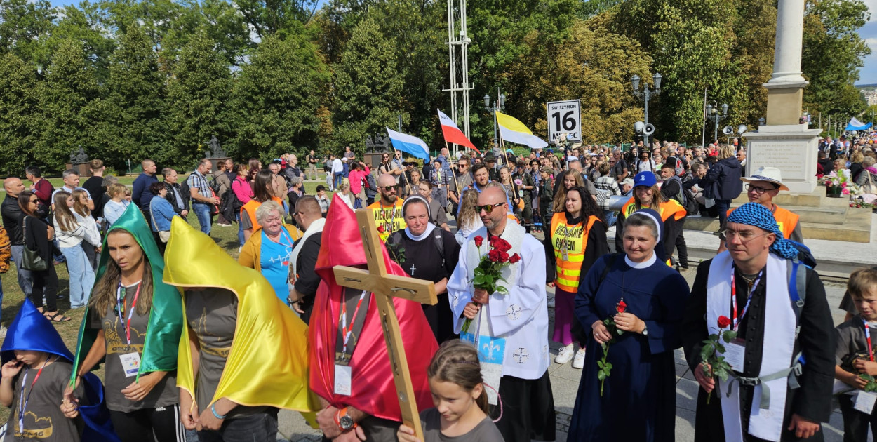 Fot. Grupa 16
