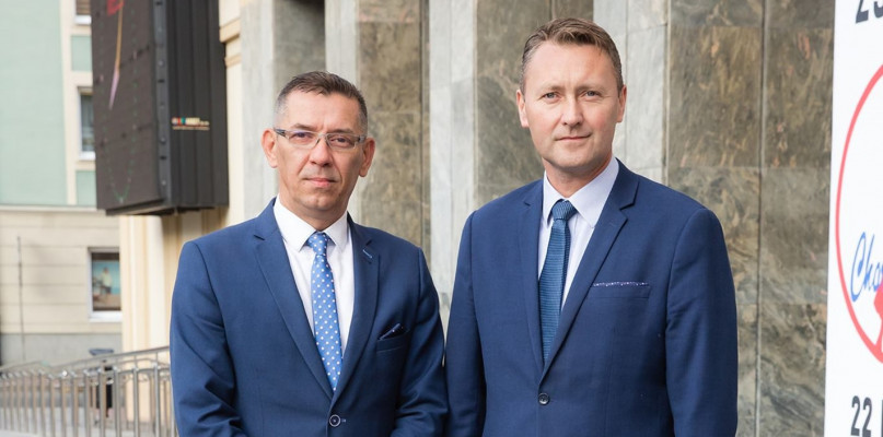 Grzegorz Durak (po lewej) i Jacek Wiśniewski. Fot. Komitet Wyborczy Razem dla Ziemi Mieleckiej