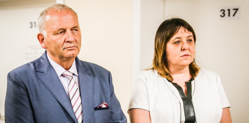 Józef Więcław, dyrektor szpitala i Magdalena Krępa, zastępca dyrektora ds. lecznictwa.