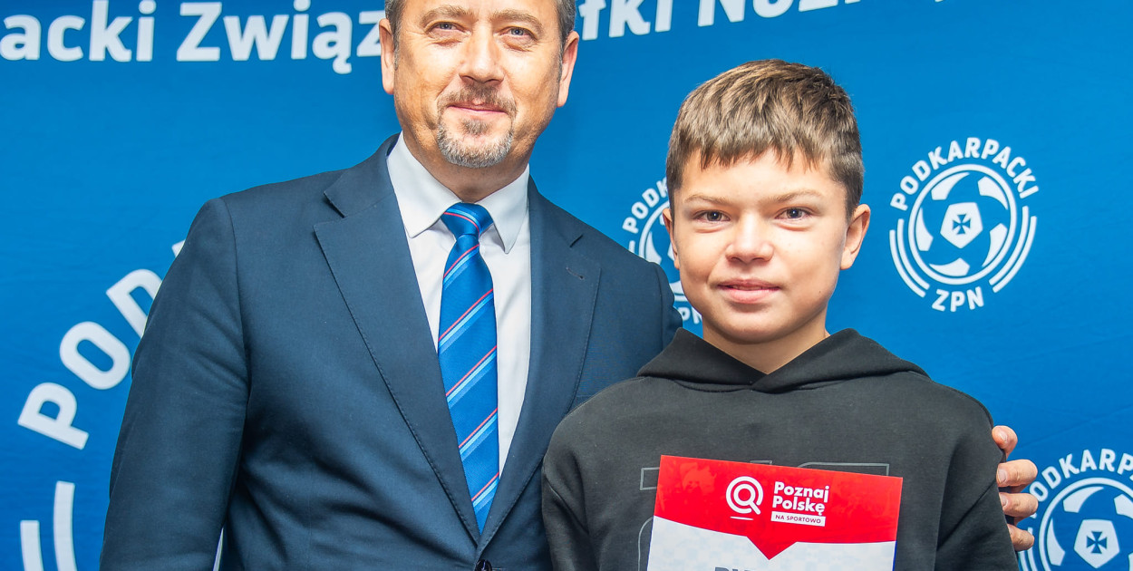Ksawery Syperk i prezes Podkarpackiego ZPN Mieczysław Golba. Fot. Konrad Kwolek