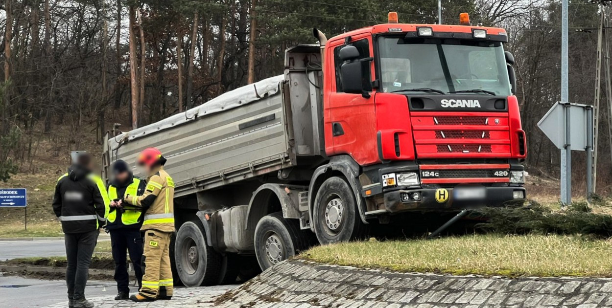 Wypadek na Smoczce. Fot. hej.mielec.pl