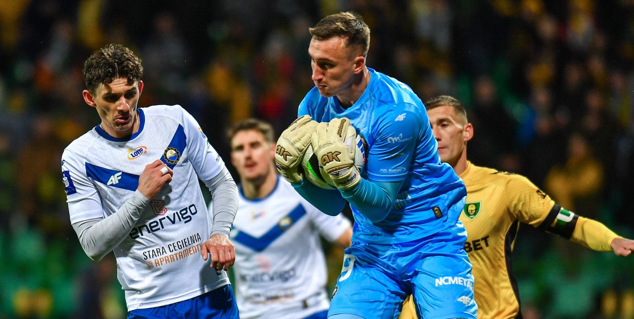 GKS Katowice - Stal Mielec: Robert Dadok, Jakub Madrzyk. Fot: Marcin Bulanda / PressFocus