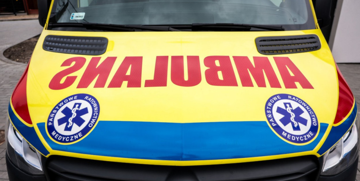 Kobieta uderzyła w tył pojazdu. Z dzieckiem trafiła do szpitala