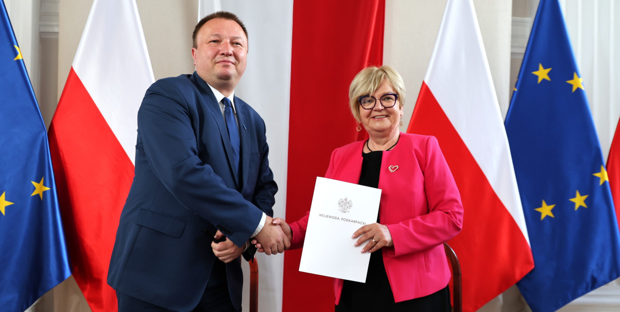 We wtorek, 25 czerwca 2025 roku została podpisana umowa na realizację zadania w ramach II Modułu Programu „Senior+”. Umowę podpisał wiceprezydent Miasta Mielca – Tomasz Leyko 