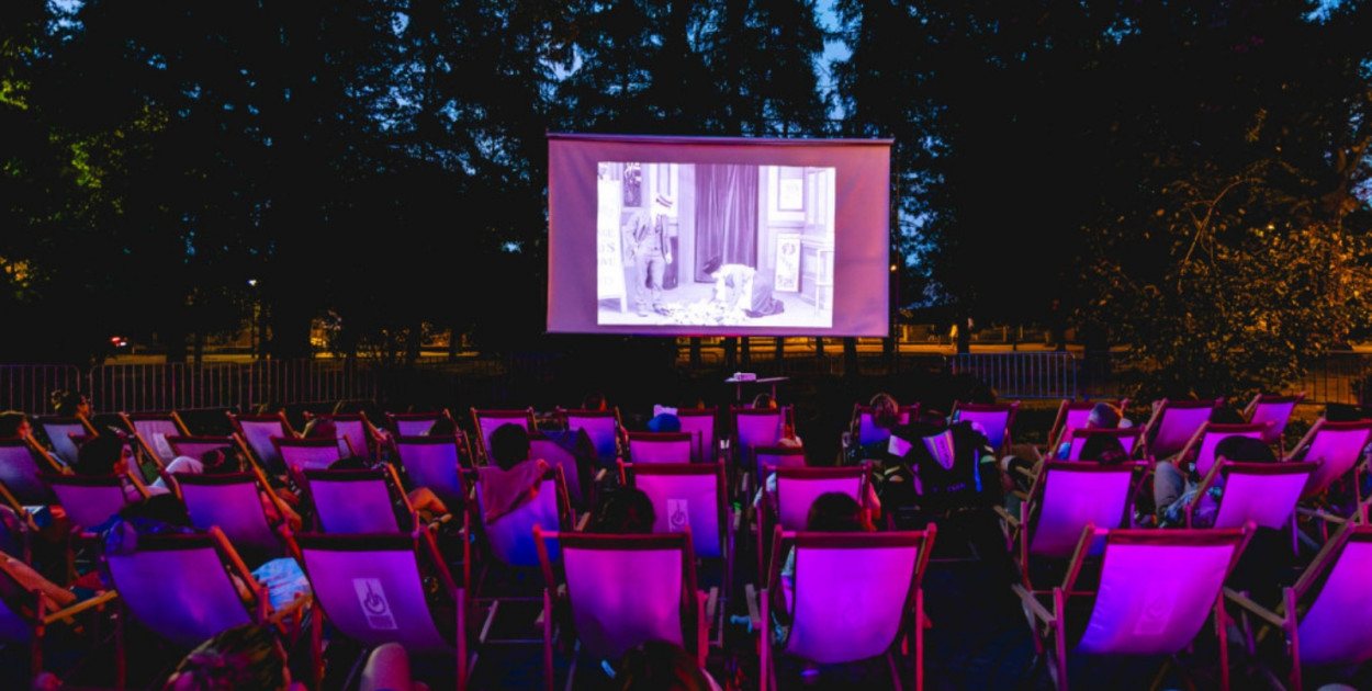 Nieme kino z muzyką już tradycją. Seans w sobotę
