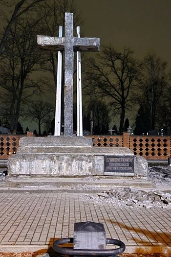 Ruszył remont Pomnika Armii Krajowej-9718
