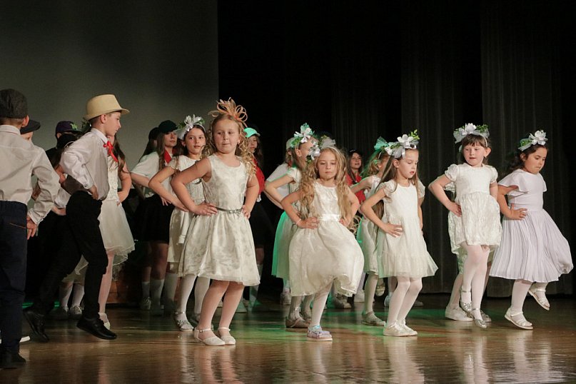 Widowisko muzyczno-taneczne „Włączyć historię już czas”