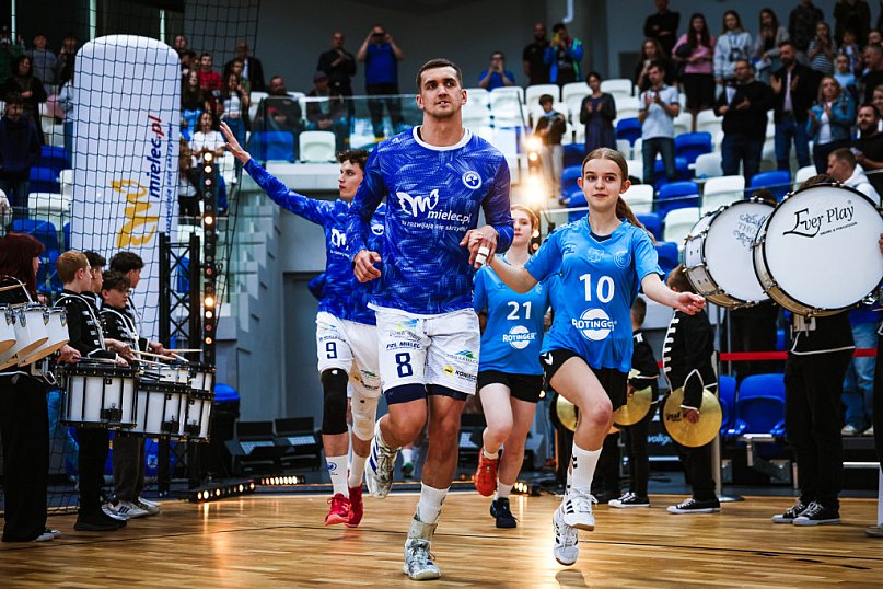 HANDBALL STAL MIELEC – NIELBA WĄGROWIEC