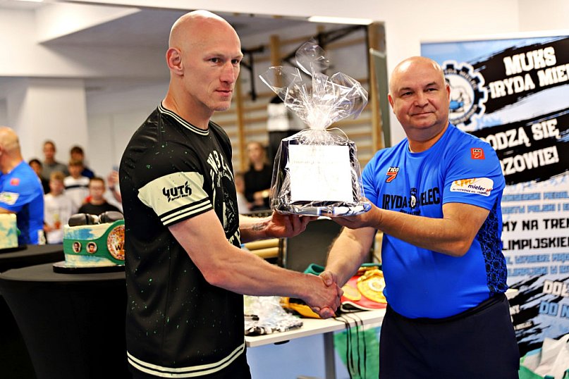 „Diablo” Włodarczyk trenował z mieleckimi pięściarzami