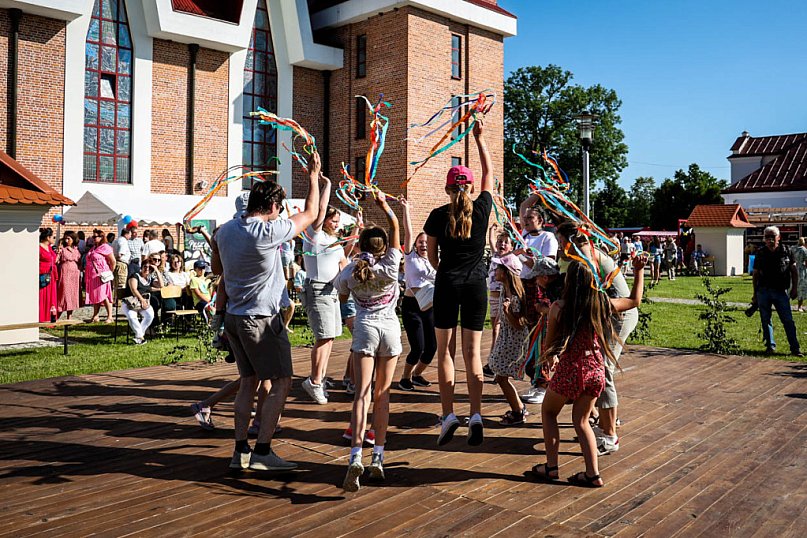 XX Festyn Parafialny na Osiedlu Rzochów