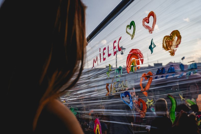 SztukaRYNKI i koncert Outsidder