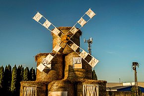 Dożynkowe dekoracje w gminie Wadowice Górne 2025-13144