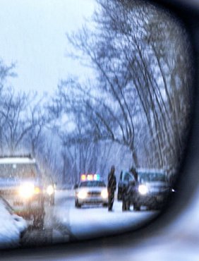 Drogi śliskie, w Podleszanach wypadek, kierowcy wściekli-67507