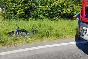 Wypadek motocyklisty w Chorzelowie. Mężczyzna w szpitalu-85056