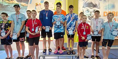 Sukces pływaków z Mielca: 66 Medali na Mistrzostwach w Dębicy!-86455