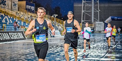 Setki biegaczy na stadionie! 28. Ogólnopolskie Biegi Uliczne za nami [FOTO]-89360