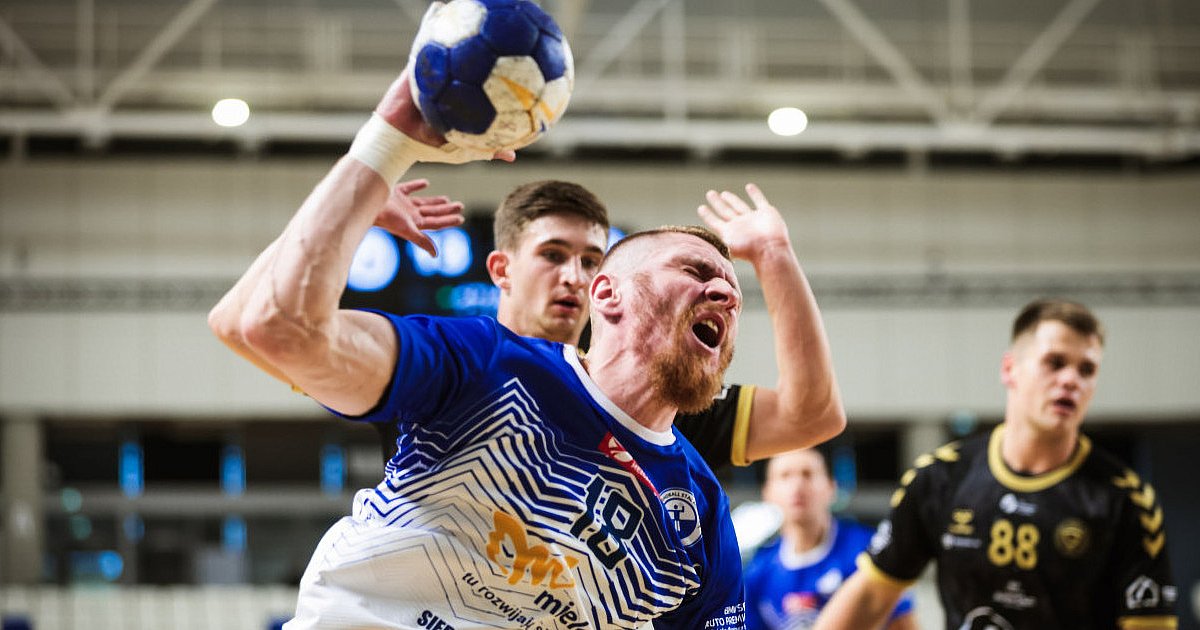 Handball Stal Mielec - Gwardia Koszalin. Nerwy i festiwal bramkowy [FOTO] - HEJ.MIELEC.PL