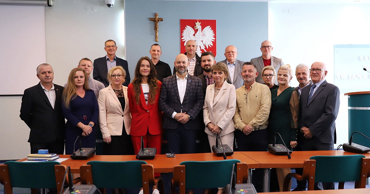 Przewodniczący rad osiedli wybrani. Spotkanie w UM - HEJ.MIELEC.PL