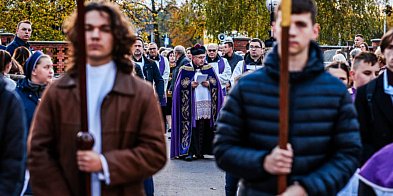 Wszystkich Świętych: nabożeństwa na mieleckich cmentarzach-90480