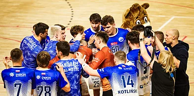 Arcyważna wygrana Handball Stali Mielec! Krok w kierunku ekstraklasy!-90983