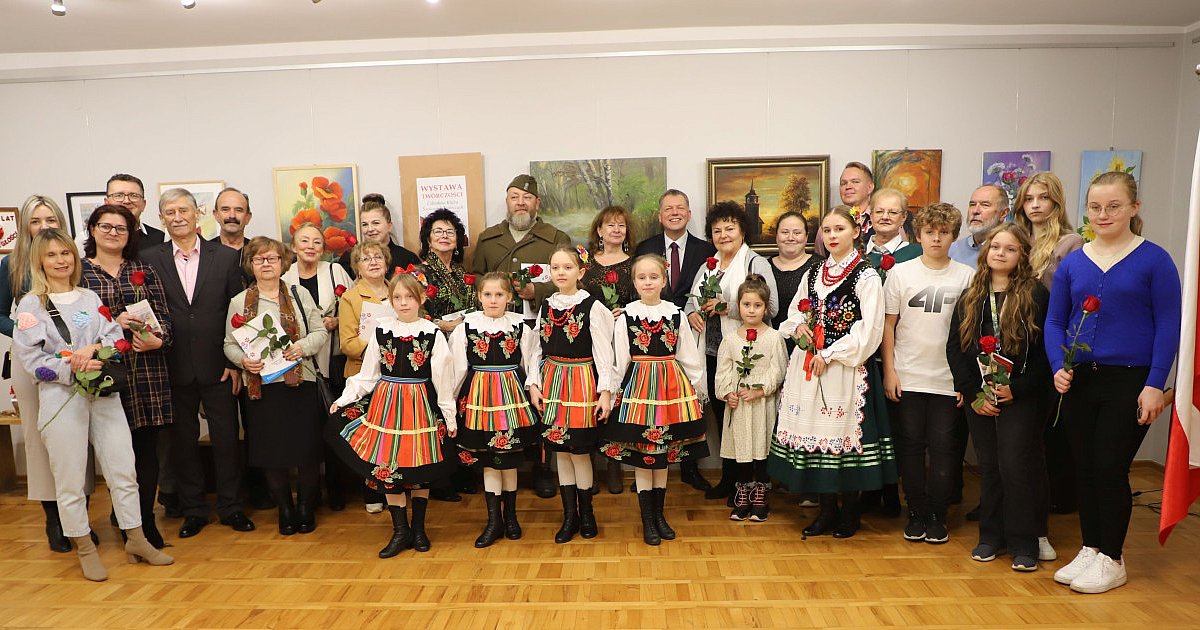 "Oblicza Ojczyzny" - Sztuka dla Niepodległej w Chorzelowie [FOTO] - HEJ.MIELEC.PL