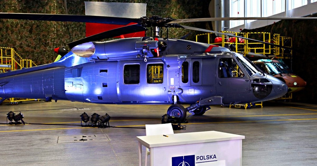 PZL Mielec dostarczyły kolejne dwa śmigłowce Black Hawk do Sił Zbrojnych RP - HEJ.MIELEC.PL