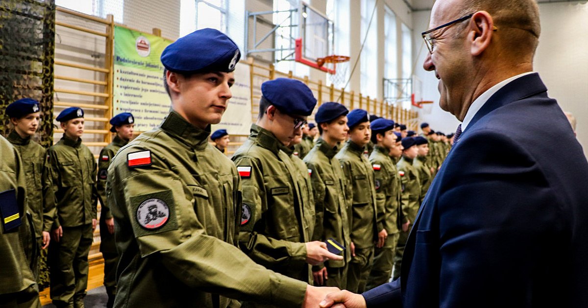 Ślubowanie Oddziałów Przygotowania Wojskowego w Mielcu [FOTO] - HEJ.MIELEC.PL