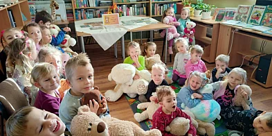 Pluszowy Miś w Bibliotece: święto dzieciństwa w Trześni-91573