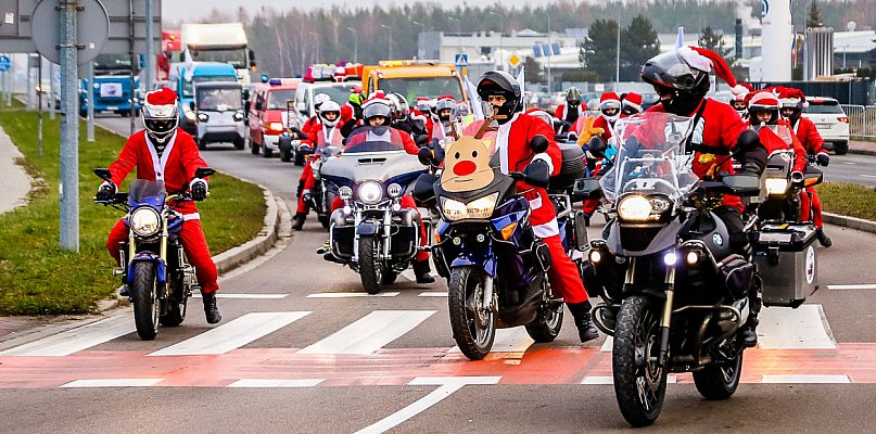 Moto - Mikołaje znów w akcji!  Parada po ulicach miasta - 91589