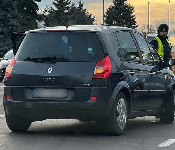 Kolizja w centrum miasta, są chwilowe utrudnienia-92095