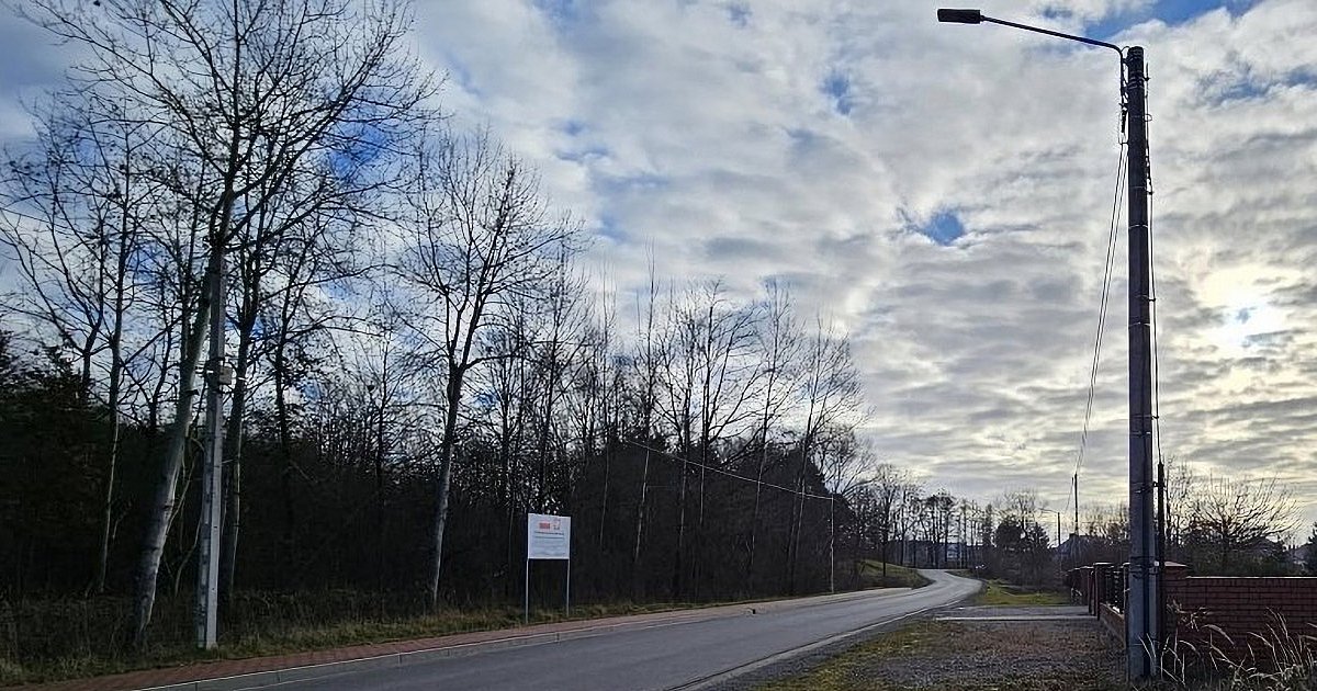 Nowe lampy już działają. Będzie bezpieczniej - HEJ.MIELEC.PL