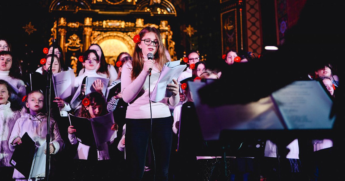 Tradycja i folklor: Wyjątkowy koncert Kapeli Ludowej Głos Beskidu [WIDEO] - HEJ.MIELEC.PL