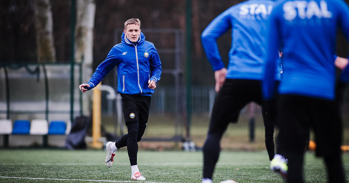 Dwóch piłkarzy na testach w FKS Stal Mielec - HEJ.MIELEC.PL