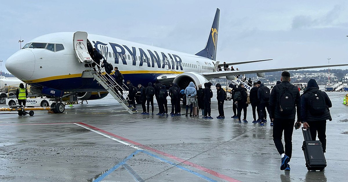 FKS Stal Mielec wyleciała do Hiszpanii! Zagra tam z Legią [KADRA, SPARINGI] - HEJ.MIELEC.PL